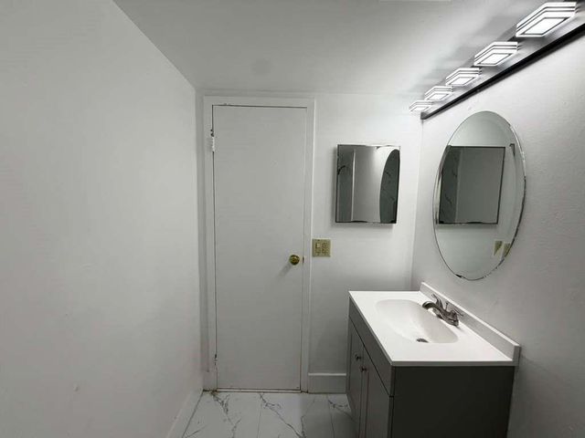 1754 NW 55th Avenue 204, Lauderhill, FL 33313