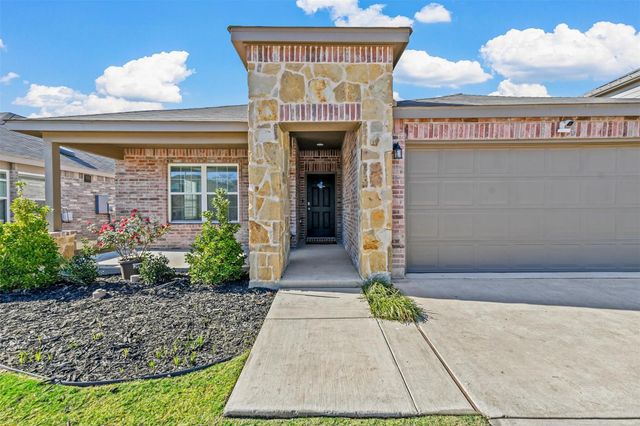 2008 Village Creek Lane, Denton, TX 76208