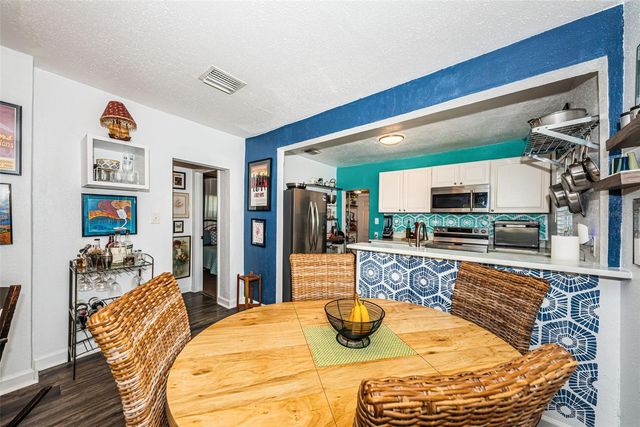 547 15TH STREET N, St Petersburg, FL 33705