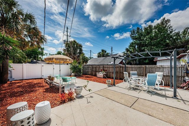 547 15TH STREET N, St Petersburg, FL 33705