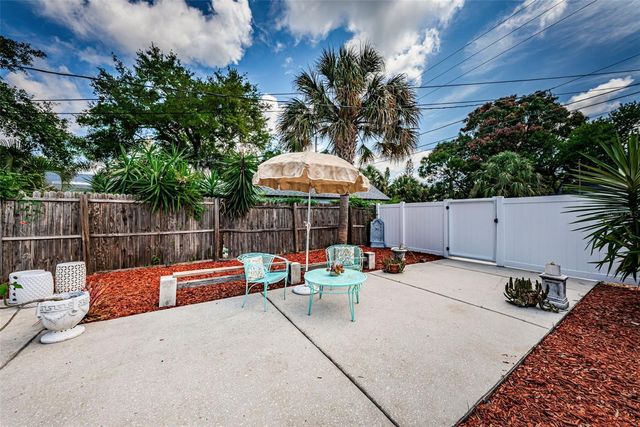 547 15TH STREET N, St Petersburg, FL 33705