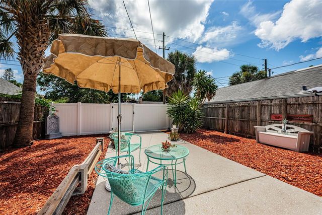 547 15TH STREET N, St Petersburg, FL 33705