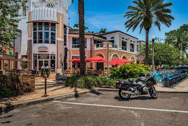 547 15TH STREET N, St Petersburg, FL 33705