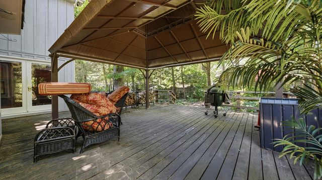 1102 Montvale Circle, Signal Mountain, TN 37377