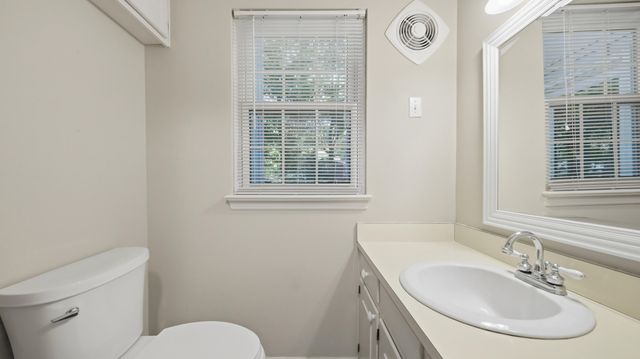 1102 Montvale Circle, Signal Mountain, TN 37377