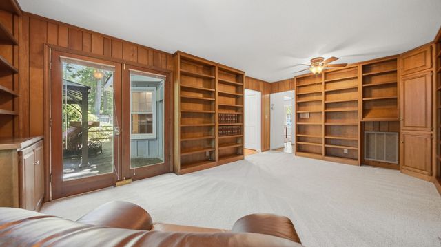 1102 Montvale Circle, Signal Mountain, TN 37377