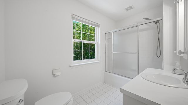 1102 Montvale Circle, Signal Mountain, TN 37377