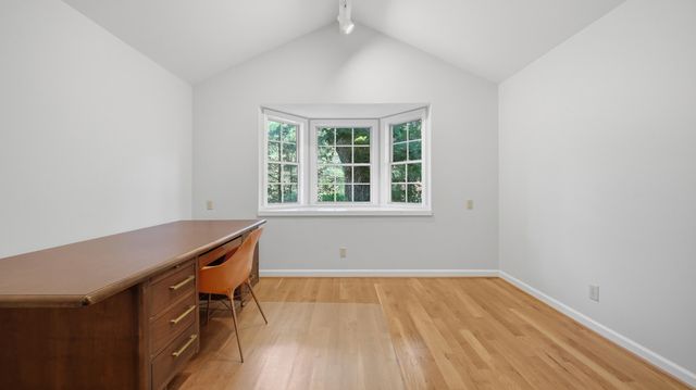 1102 Montvale Circle, Signal Mountain, TN 37377
