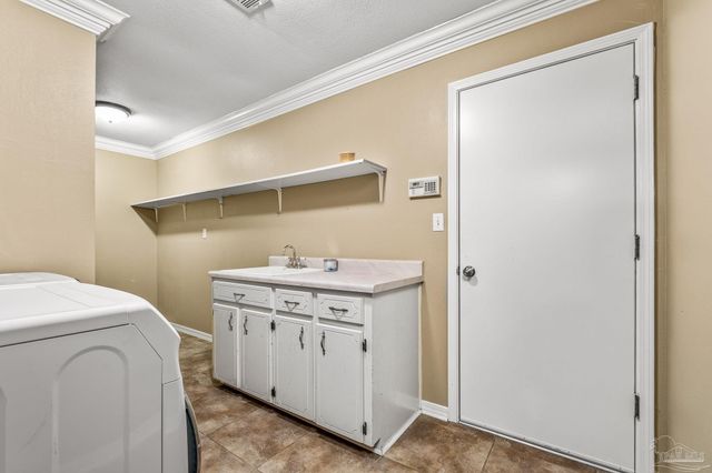 2125 Foxford St, Cantonment, FL 32533