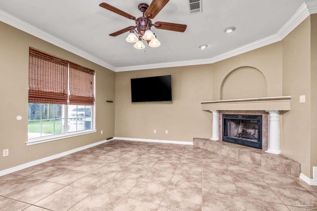 2125 Foxford St, Cantonment, FL 32533