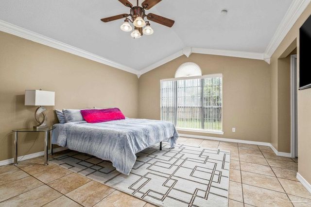 2125 Foxford St, Cantonment, FL 32533