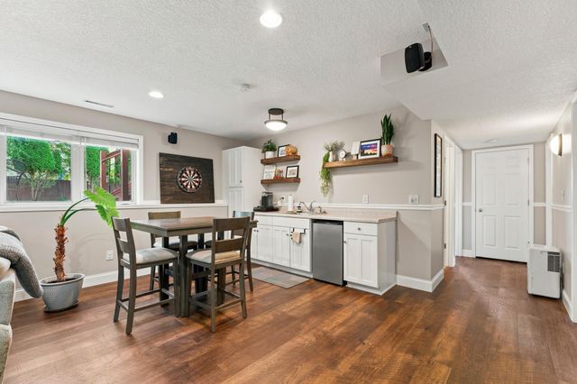 1926 Hart Drive SW, Rochester, MN 55902