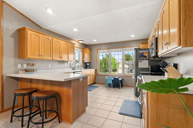 1926 Hart Drive SW, Rochester, MN 55902