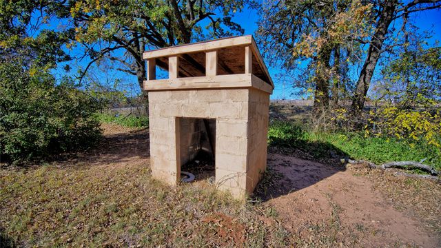 14218 Fm 677 N, St Jo, TX 76265