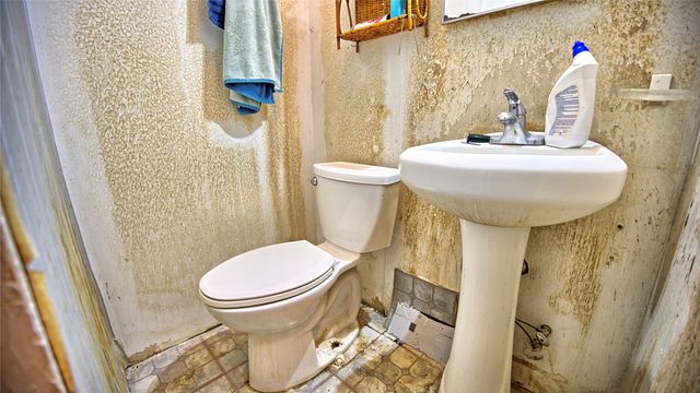 14218 Fm 677 N, St Jo, TX 76265