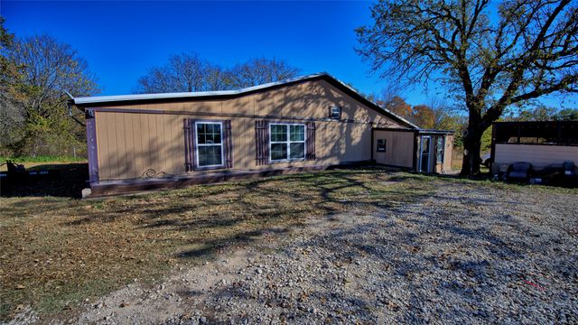 14218 Fm 677 N, St Jo, TX 76265