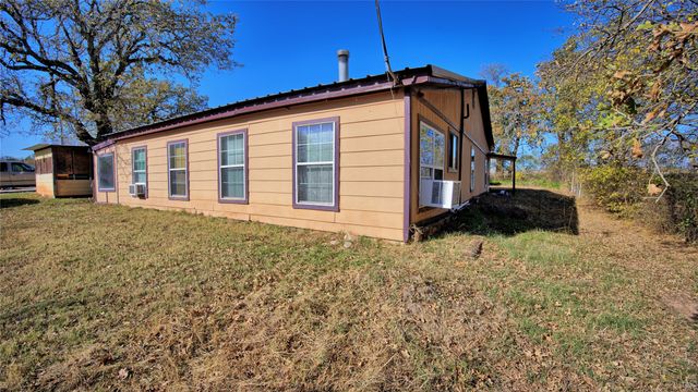 14218 Fm 677 N, St Jo, TX 76265
