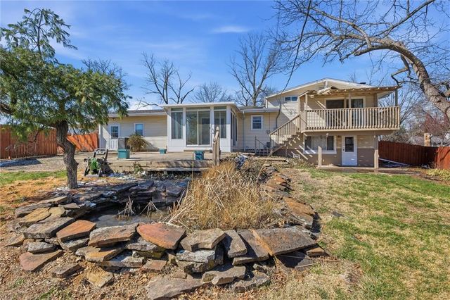 7201 NW 73rd Street, Kansas City, MO 64152