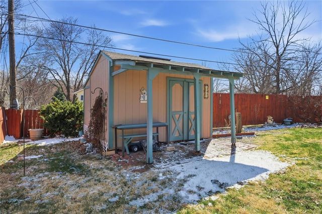 7201 NW 73rd Street, Kansas City, MO 64152