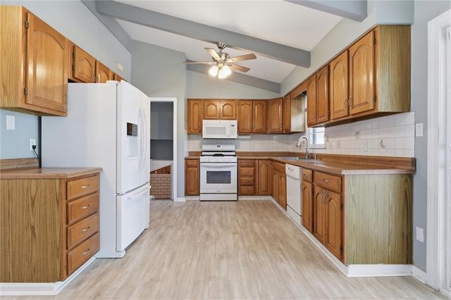 7201 NW 73rd Street, Kansas City, MO 64152