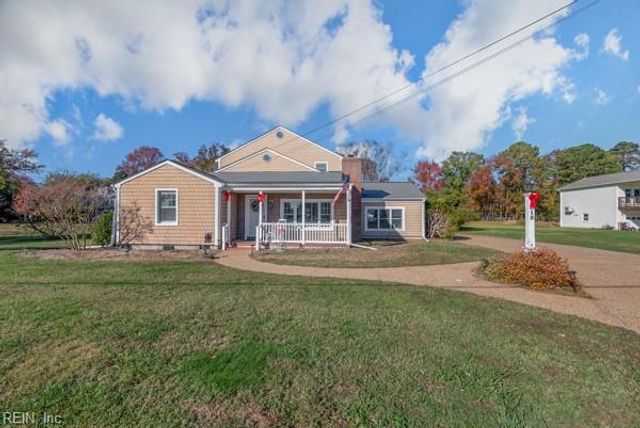 315 Dandy Loop RD, Yorktown, VA 23692