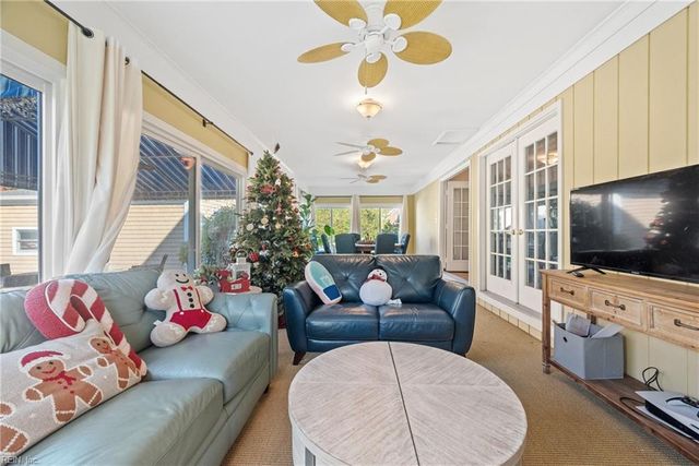 315 Dandy Loop RD, Yorktown, VA 23692