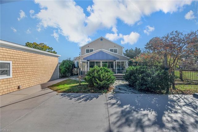 315 Dandy Loop RD, Yorktown, VA 23692