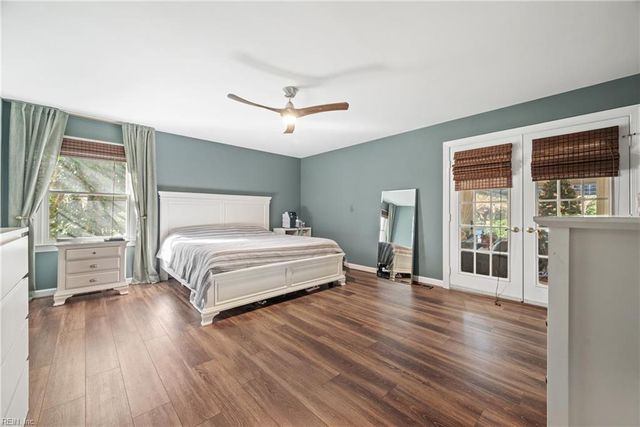 315 Dandy Loop RD, Yorktown, VA 23692
