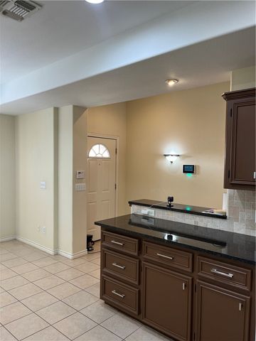 7801 Northwind Dr, Corpus Christi, TX 78414