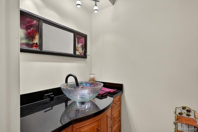 12664 Lashbrook Lane, Brighton, MI 48114