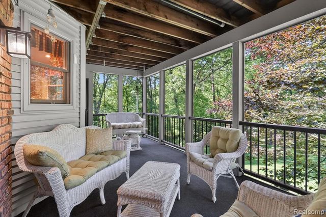 12664 Lashbrook Lane, Brighton, MI 48114