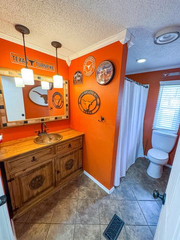 605 Noble, Waskom, TX 75692