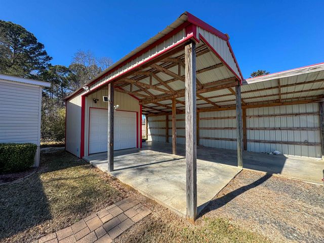 605 Noble, Waskom, TX 75692