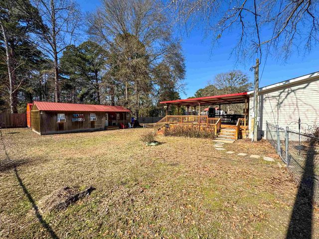 605 Noble, Waskom, TX 75692