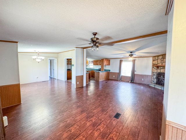 605 Noble, Waskom, TX 75692