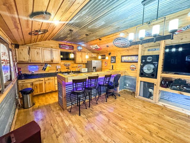 605 Noble, Waskom, TX 75692