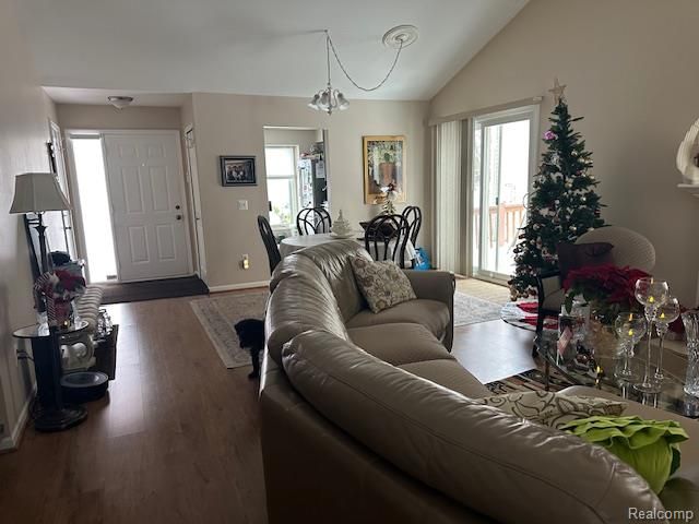 1634 Fielding Drive N, Rochester Hills, MI 48307