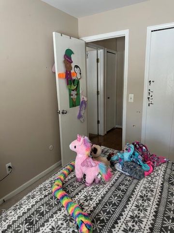 1634 Fielding Drive N, Rochester Hills, MI 48307