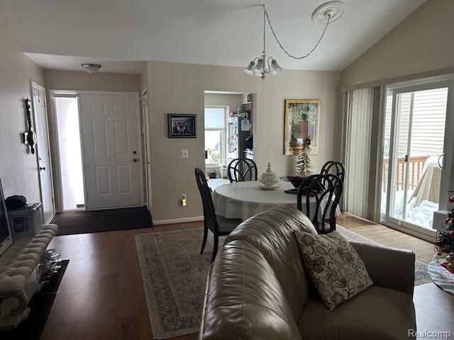 1634 Fielding Drive N, Rochester Hills, MI 48307