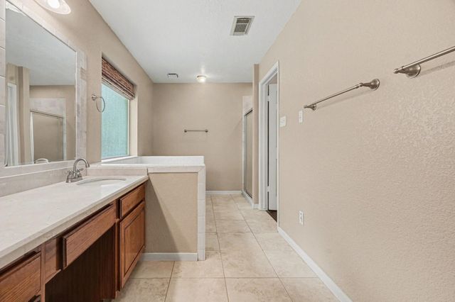 16422 Willingham Way, Houston, TX 77095