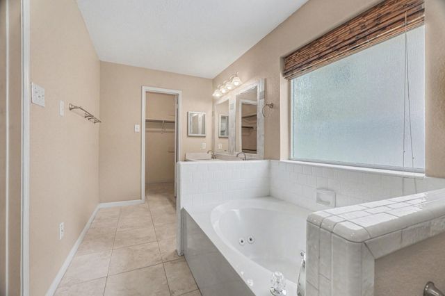 16422 Willingham Way, Houston, TX 77095