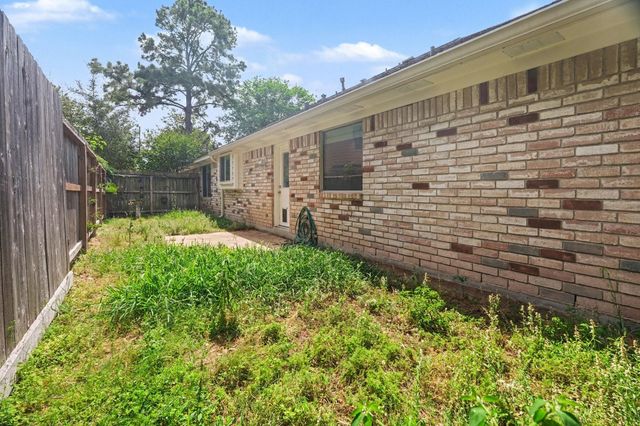 16422 Willingham Way, Houston, TX 77095