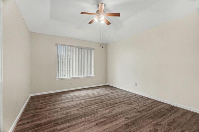 16422 Willingham Way, Houston, TX 77095