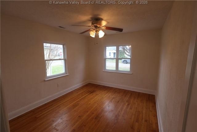 532 17th Street, Dunbar, WV 25064