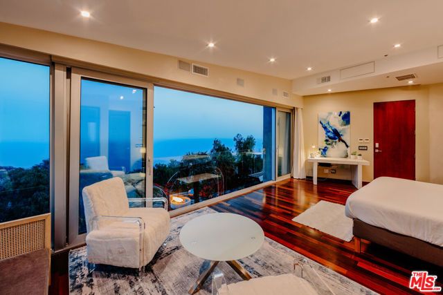 2050 Rambla Pacifico Street, Malibu, CA 90265