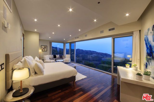 2050 Rambla Pacifico Street, Malibu, CA 90265