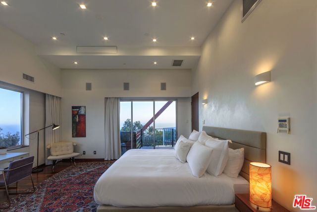2050 Rambla Pacifico Street, Malibu, CA 90265