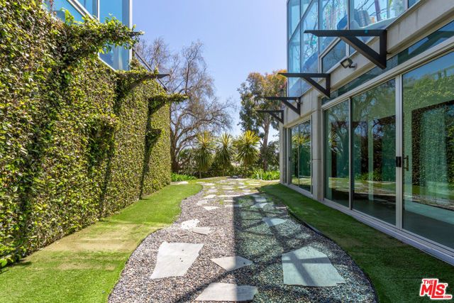 2050 Rambla Pacifico Street, Malibu, CA 90265