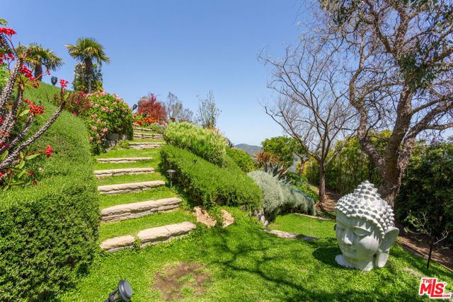2050 Rambla Pacifico Street, Malibu, CA 90265