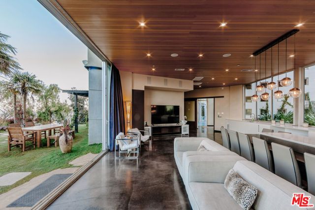 2050 Rambla Pacifico Street, Malibu, CA 90265